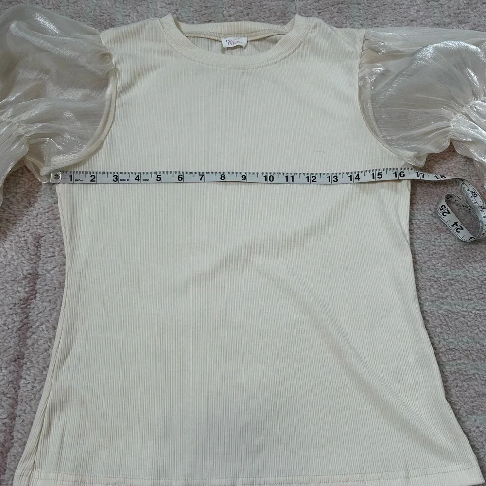 Peony Pastels Cream Ribbed Blouse with Sheer Puff Sleeves Size Large Spring
